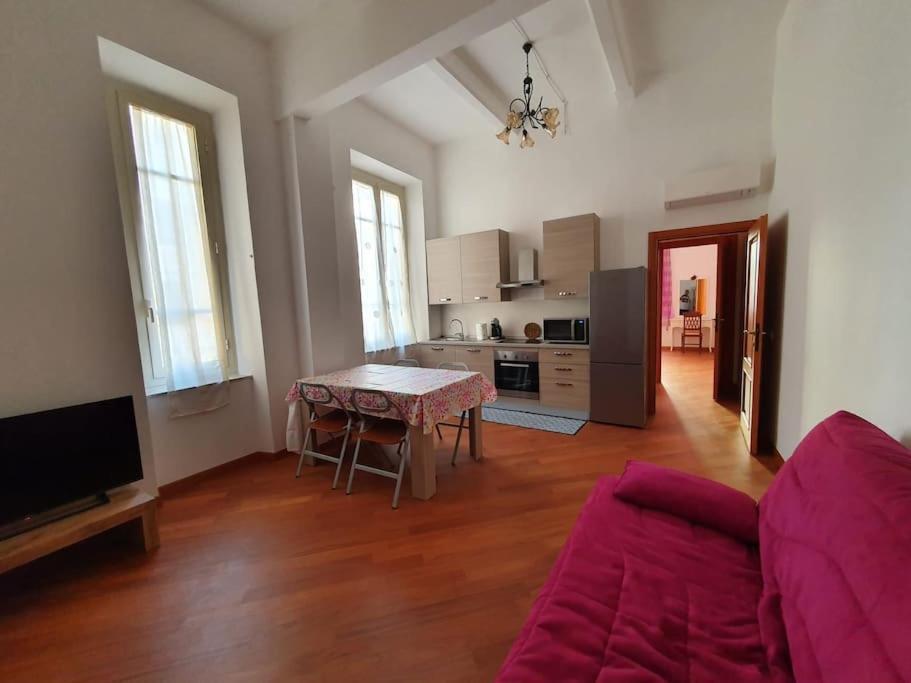 Stupenda Suite A Cagliari Piazza Galilei Zewnętrze zdjęcie